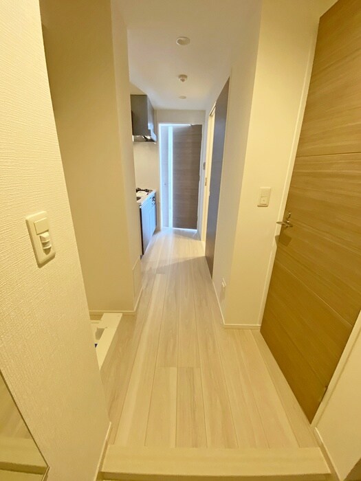 物件内観写真14　(廊下)