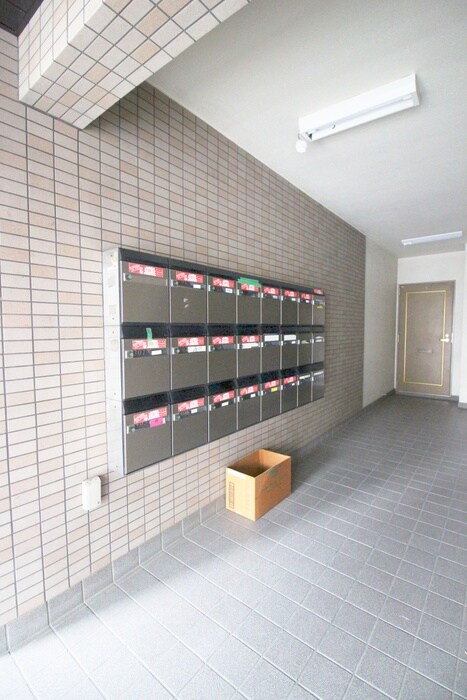 物件外観写真6　(建物設備)