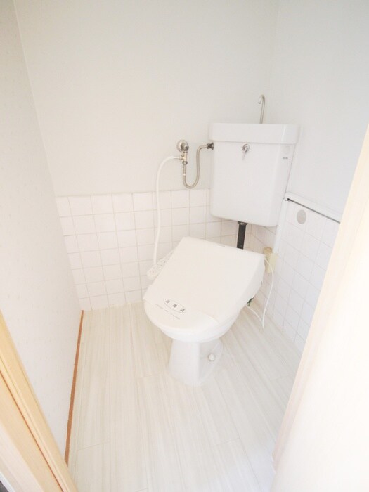 物件内観写真12　(トイレ)