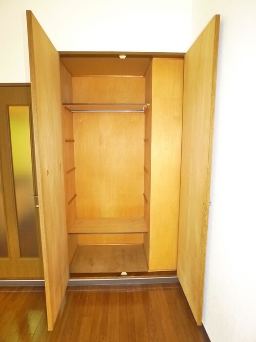 物件内観写真8　(収納)