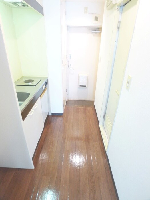 物件内観写真14　(廊下)