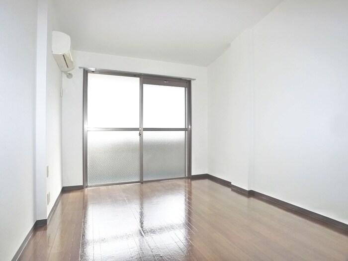 物件内観写真15　(居室)