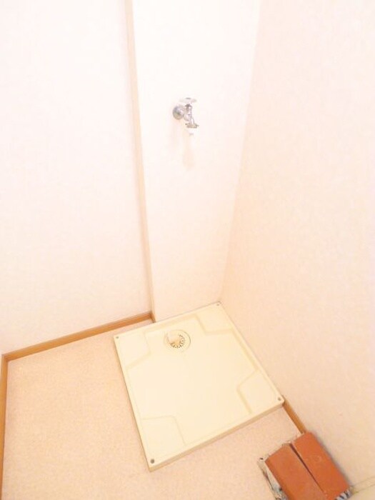 物件内観写真20　(洗濯機置場)