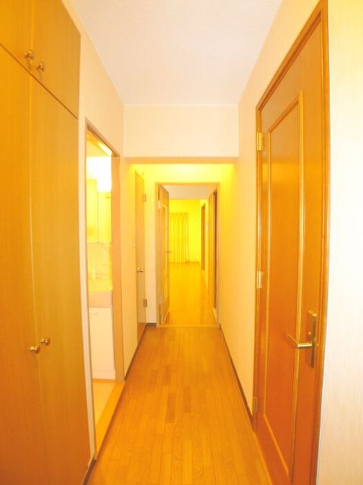 物件内観写真22　(廊下)