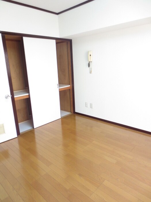 物件内観写真18　(居室)