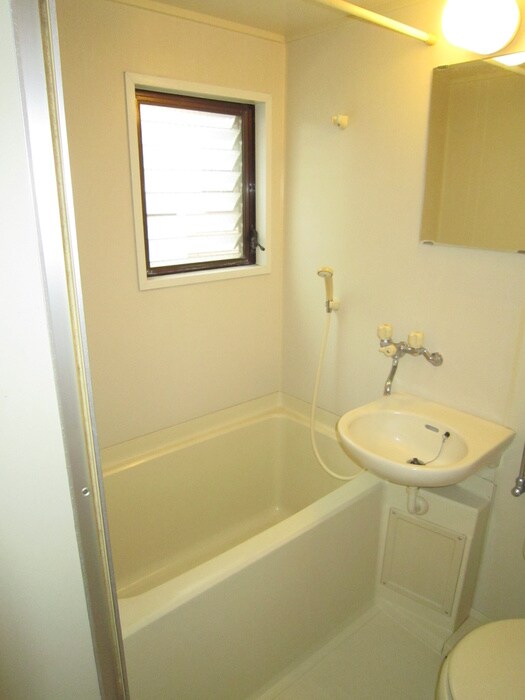 物件内観写真13　(バス／シャワールーム等)