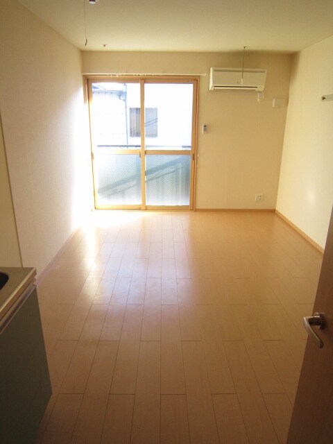 物件内観写真8　(内観写真)