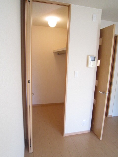 物件内観写真9　(収納)