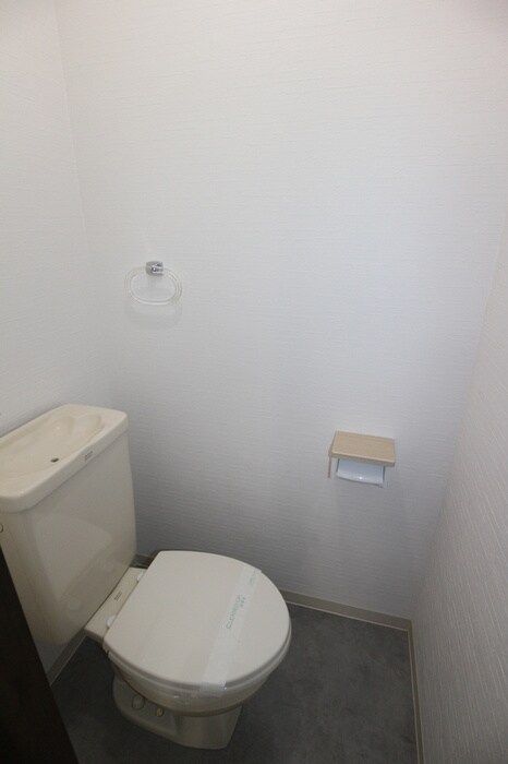 物件内観写真2　(トイレ)
