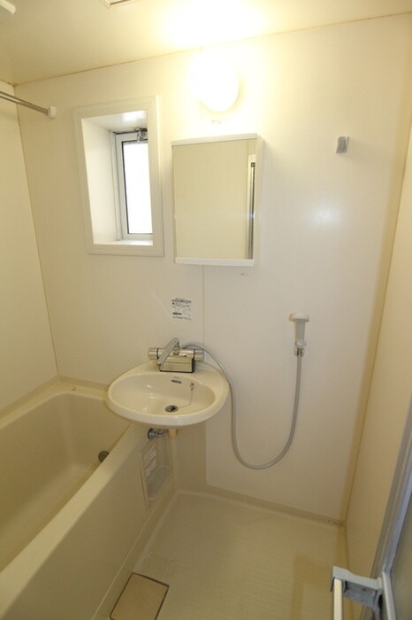 物件内観写真9　(バス／シャワールーム等)