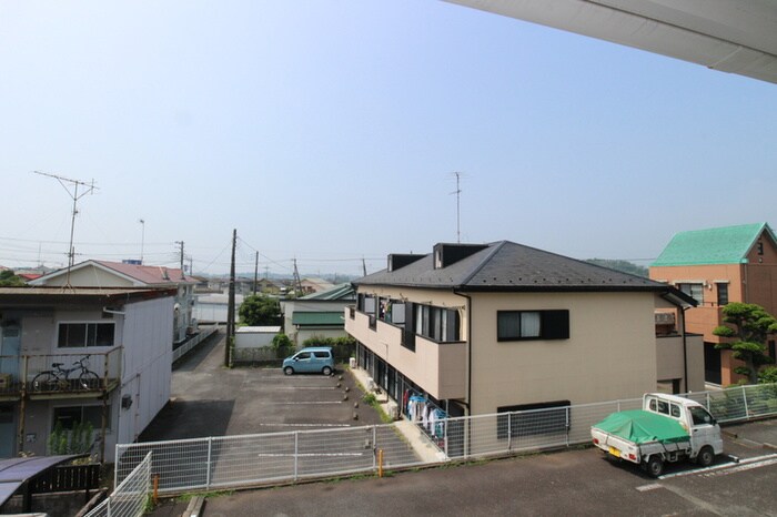 物件内観写真16　(室内からの展望)