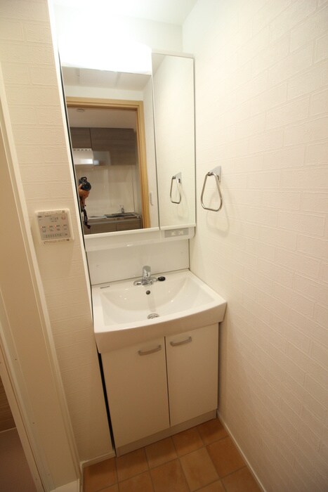 物件内観写真13　(洗面)