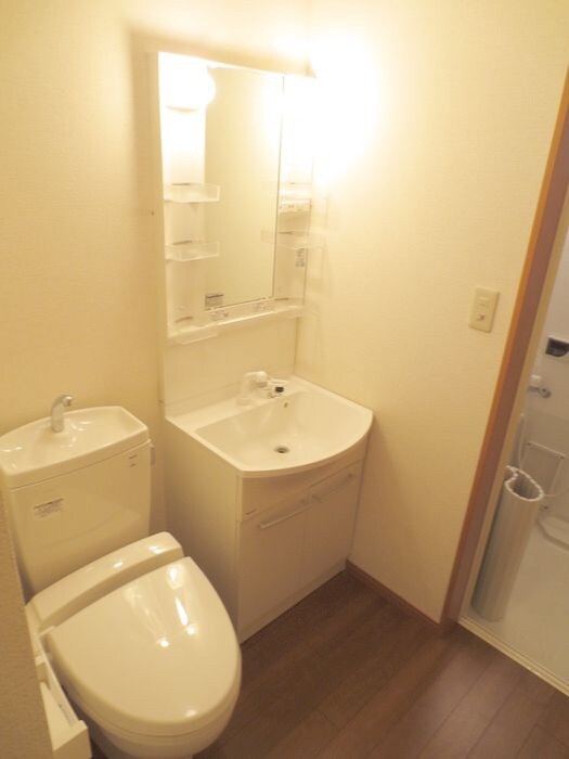 物件内観写真11　(トイレ)