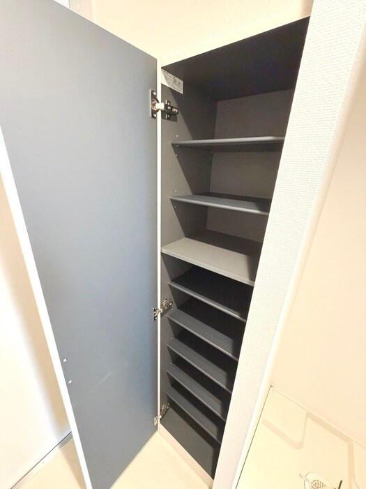 物件内観写真16　(靴箱)