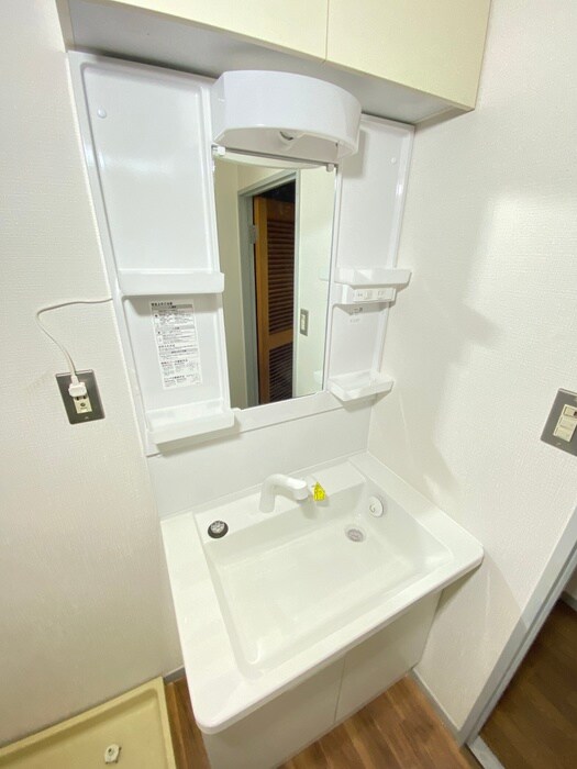 物件内観写真11　(洗面)