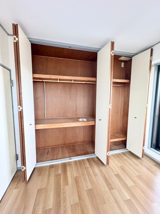 物件内観写真12　(収納)