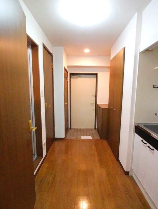 物件内観写真19　(廊下)