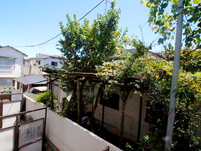 物件内観写真22　(室内からの展望)