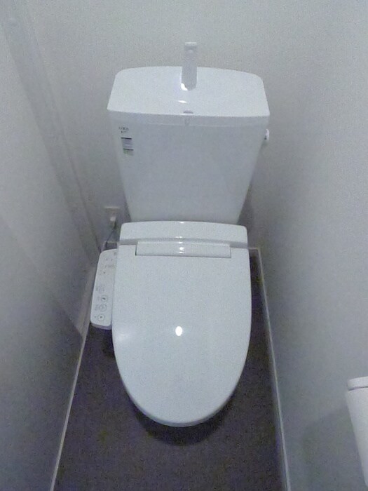 物件内観写真14　(トイレ)