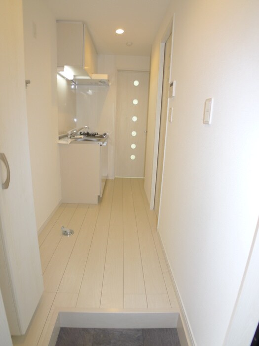 物件内観写真17　(廊下)