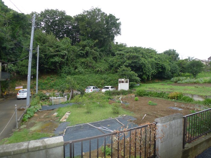 物件内観写真22　(室内からの展望)