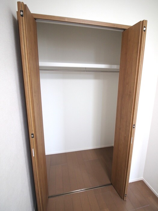 物件内観写真10　(収納)