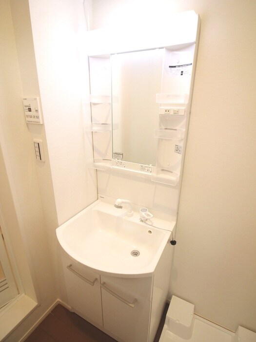 物件内観写真15　(洗面)