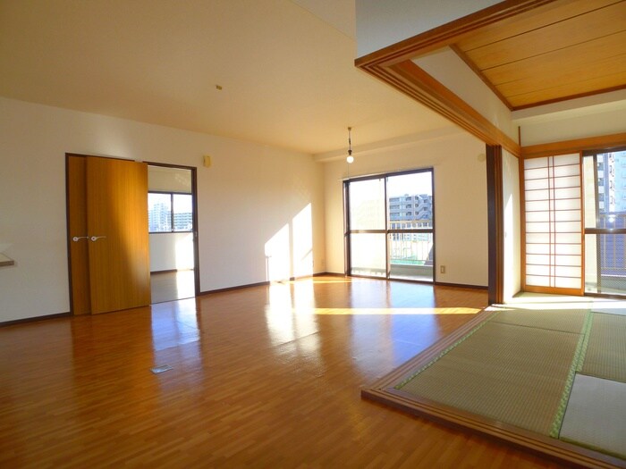 物件内観写真6　(ベランダ・バルコニー)