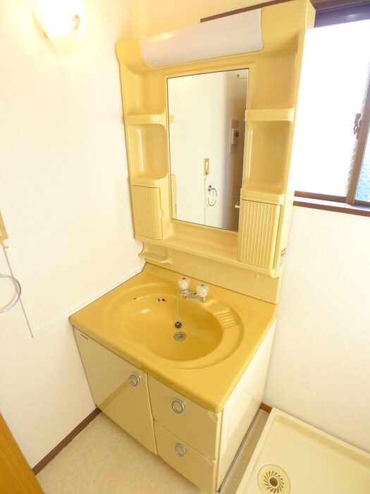 物件内観写真11　(洗面)