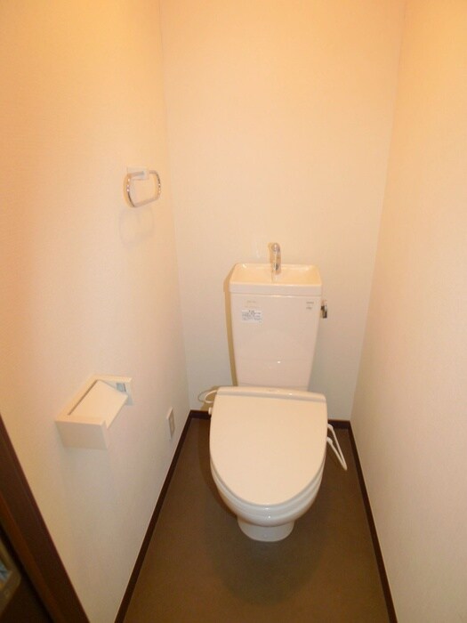物件内観写真9　(トイレ)