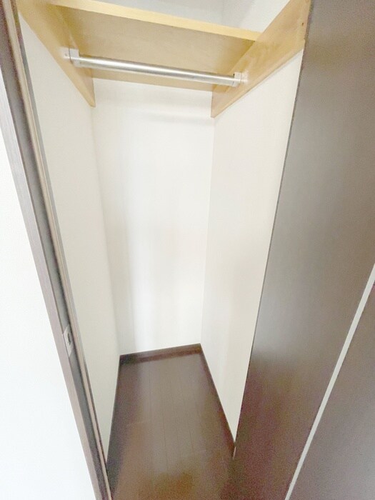 物件内観写真11　(収納)