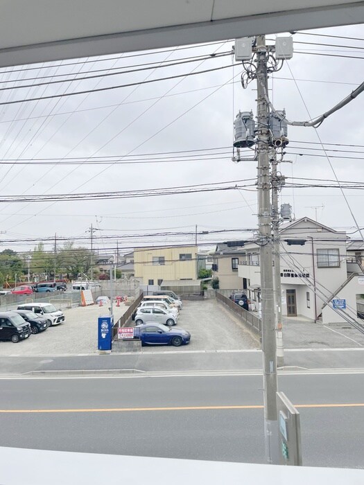 物件内観写真14　(室内からの展望)