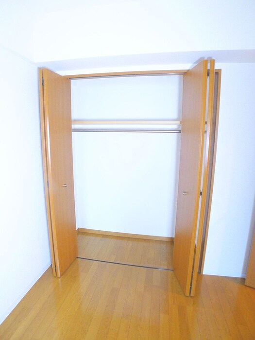 物件内観写真6　(収納)