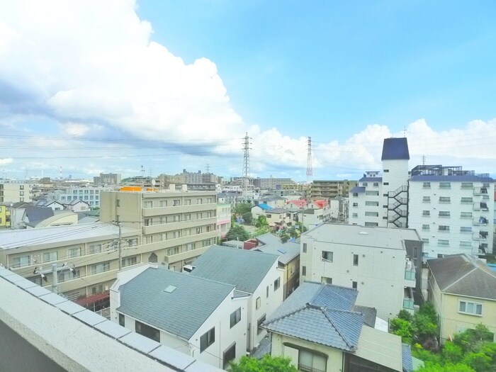 物件内観写真15　(室内からの展望)