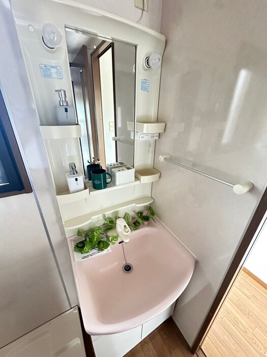 物件内観写真10　(洗面)