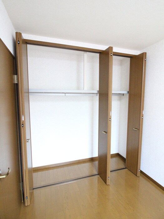 物件内観写真14　(収納)