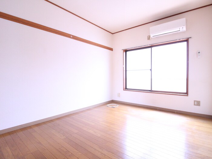 物件内観写真11　(居室)