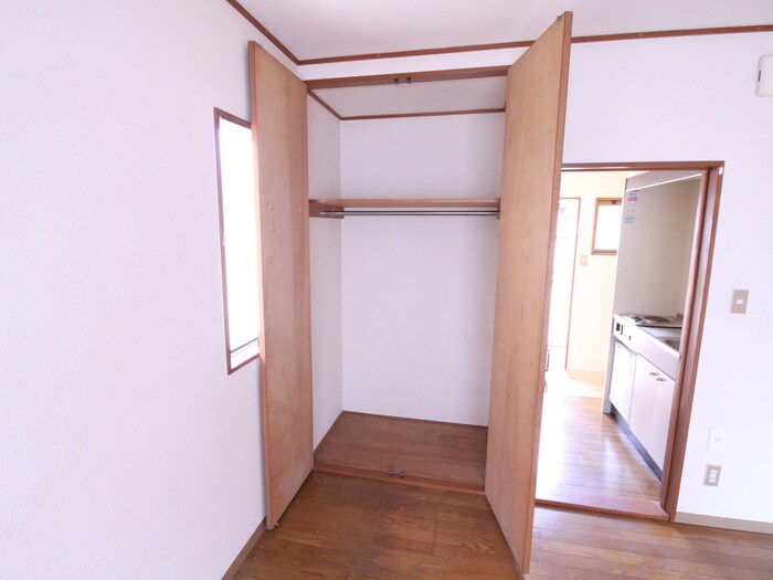 物件内観写真16　(収納)