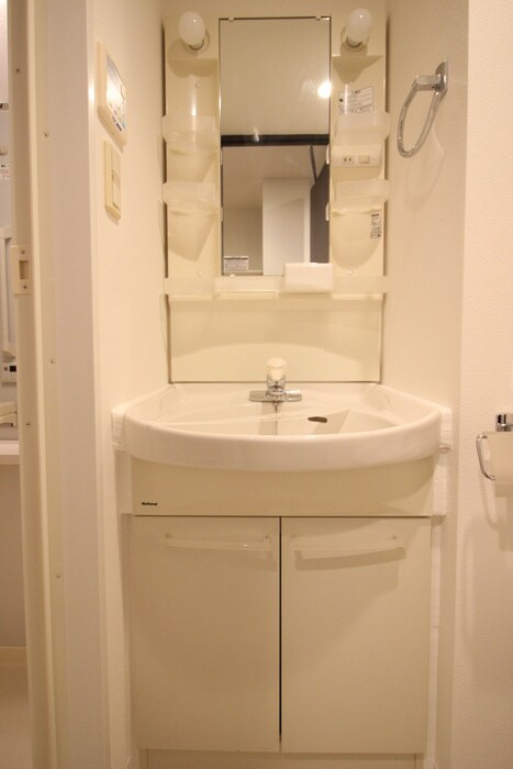 物件内観写真16　(洗面)