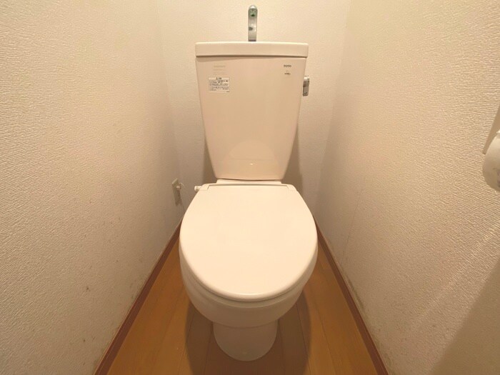 物件内観写真13　(トイレ)