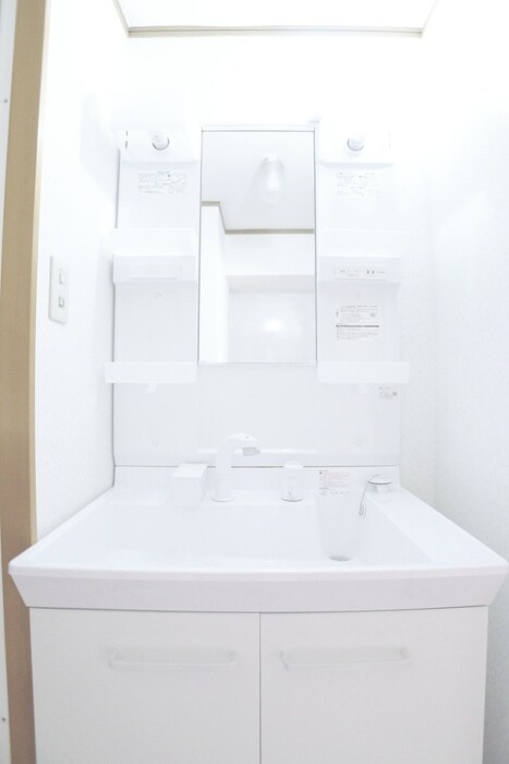 物件内観写真13　(洗面)