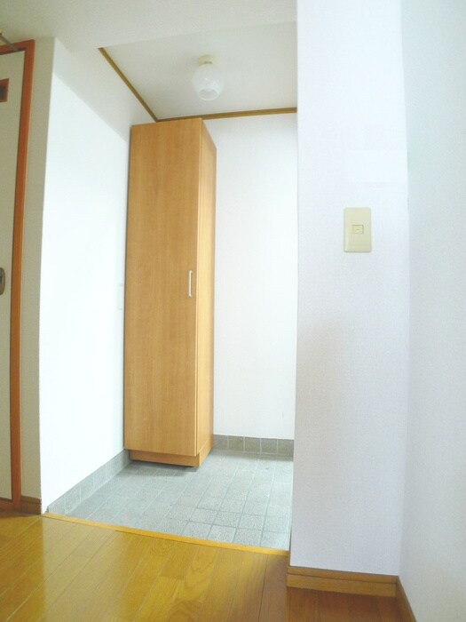 物件内観写真19　(廊下)