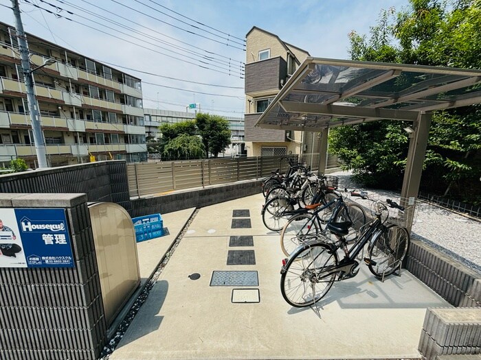 物件外観写真6　(駐輪場)