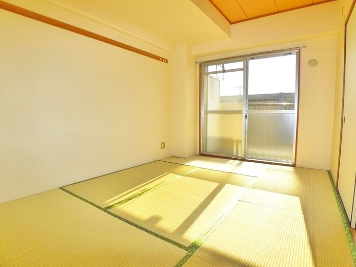 物件内観写真13　(居室)