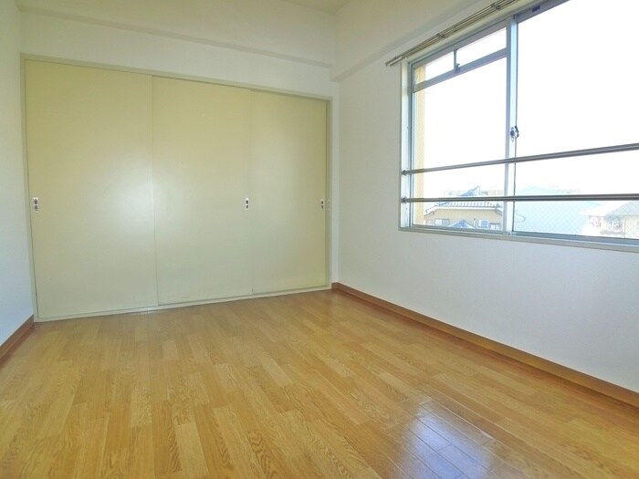 物件内観写真14　(居室)