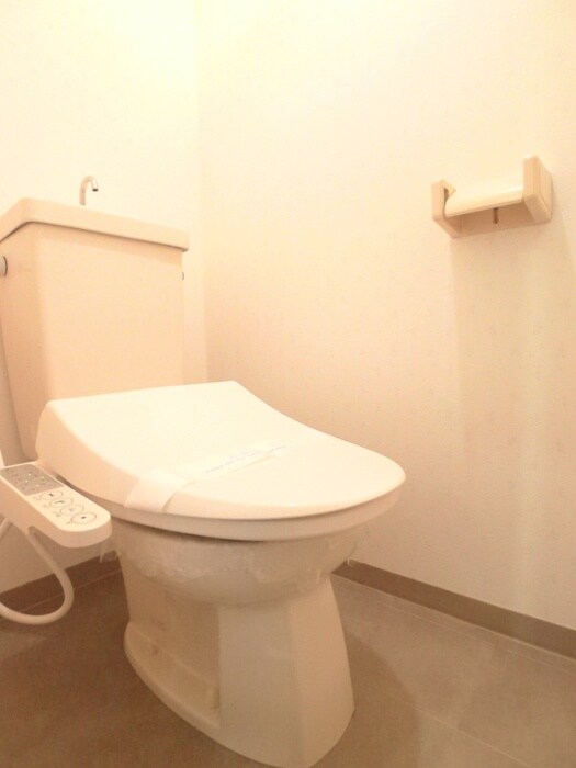 物件内観写真16　(トイレ)