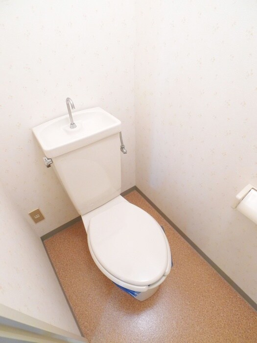 物件内観写真17　(トイレ)