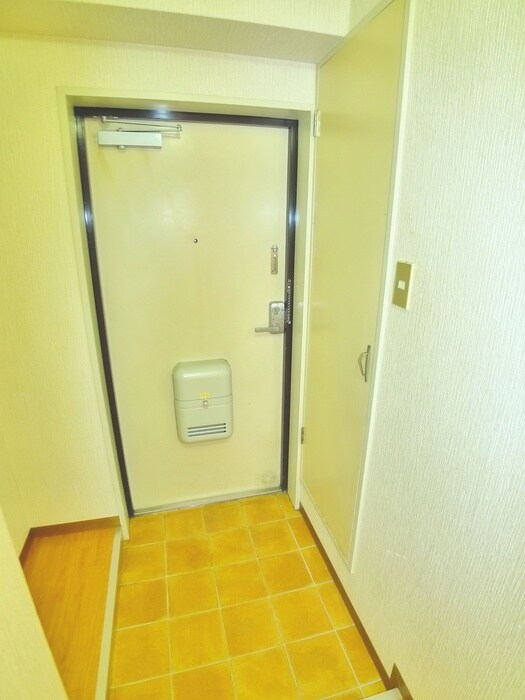 物件内観写真20　(玄関)