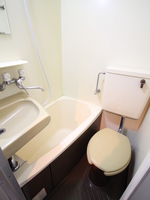 物件内観写真12　(バス／シャワールーム等)