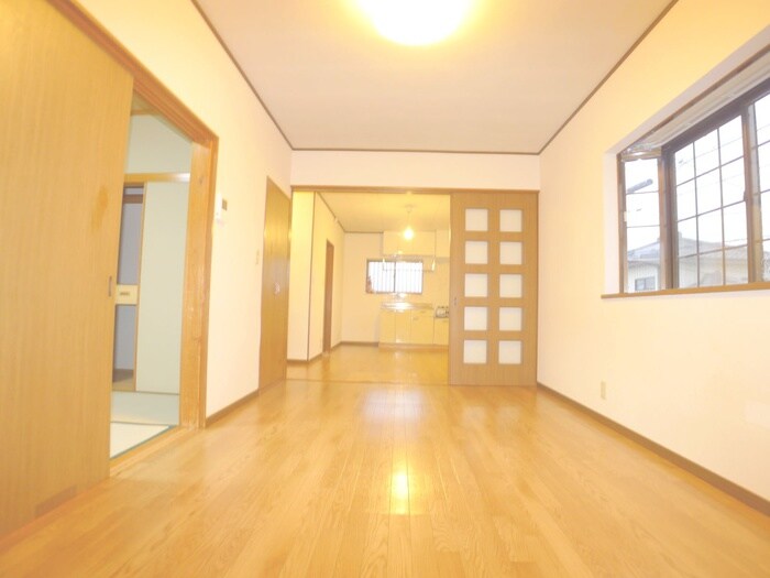 物件内観写真7　(居室)